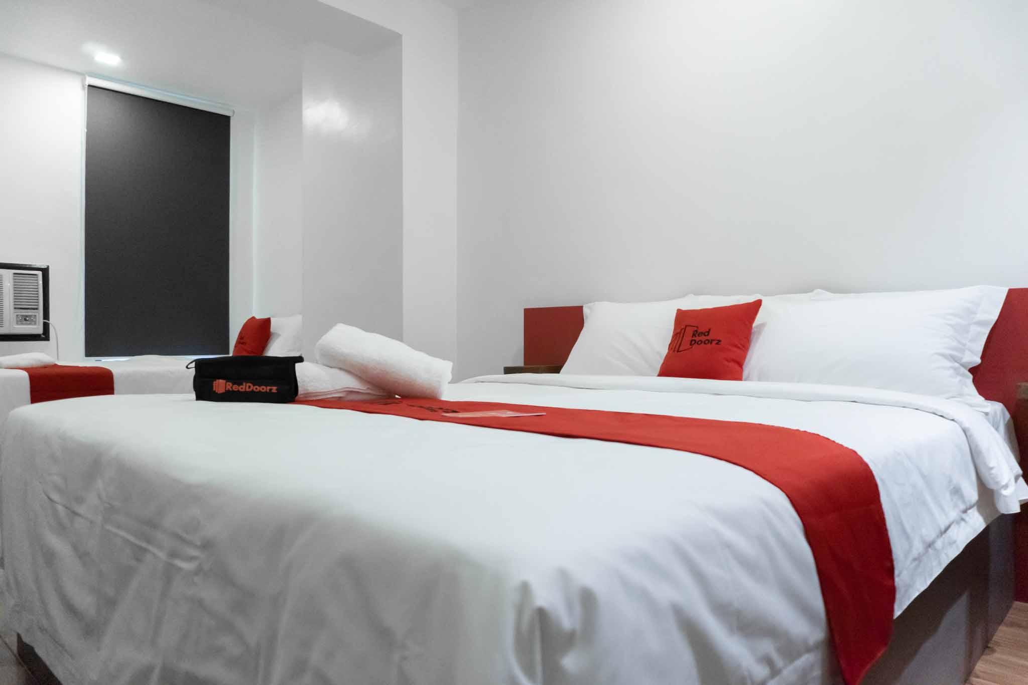 Reddoorz Plus At Mm Hotel Las Pinas Former Reddoorz Plus Near Bamboo Organ Dış mekan fotoğraf