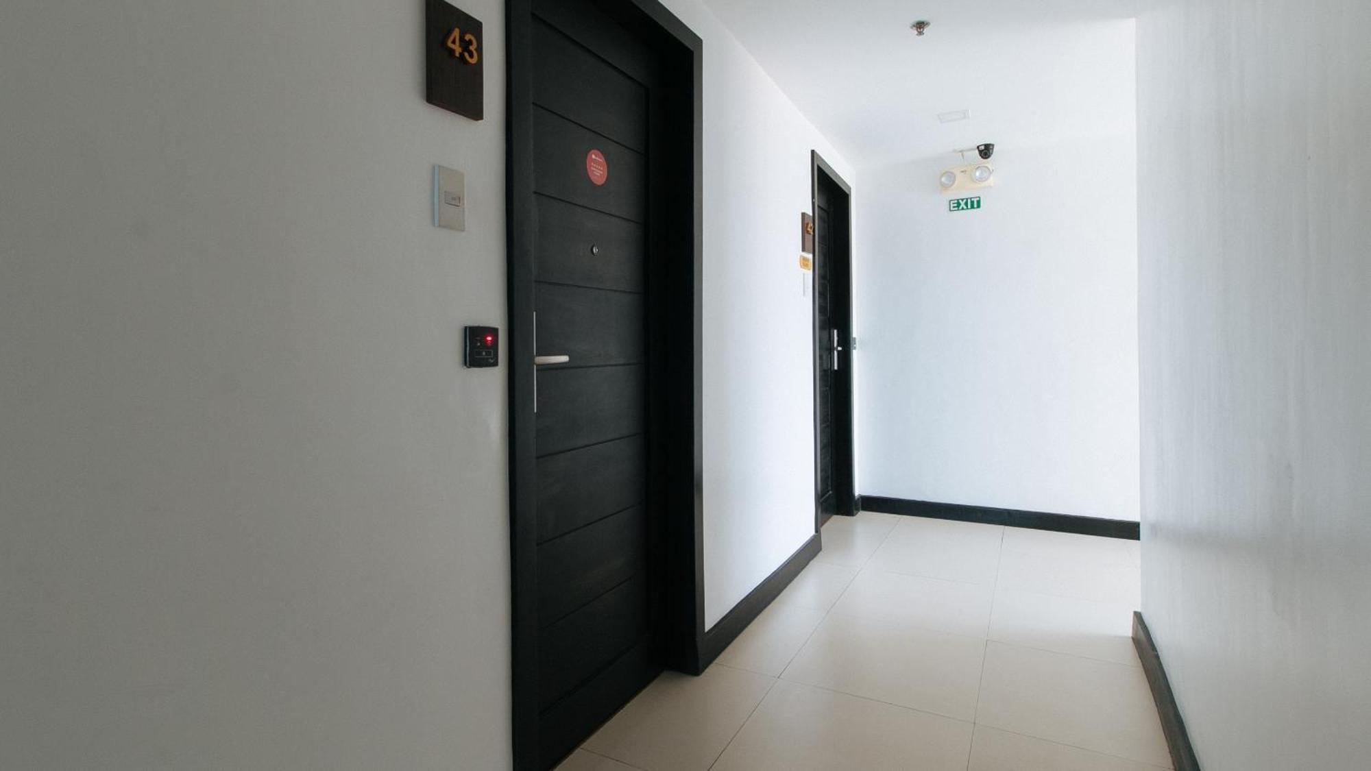 Reddoorz Plus At Mm Hotel Las Pinas Former Reddoorz Plus Near Bamboo Organ Dış mekan fotoğraf